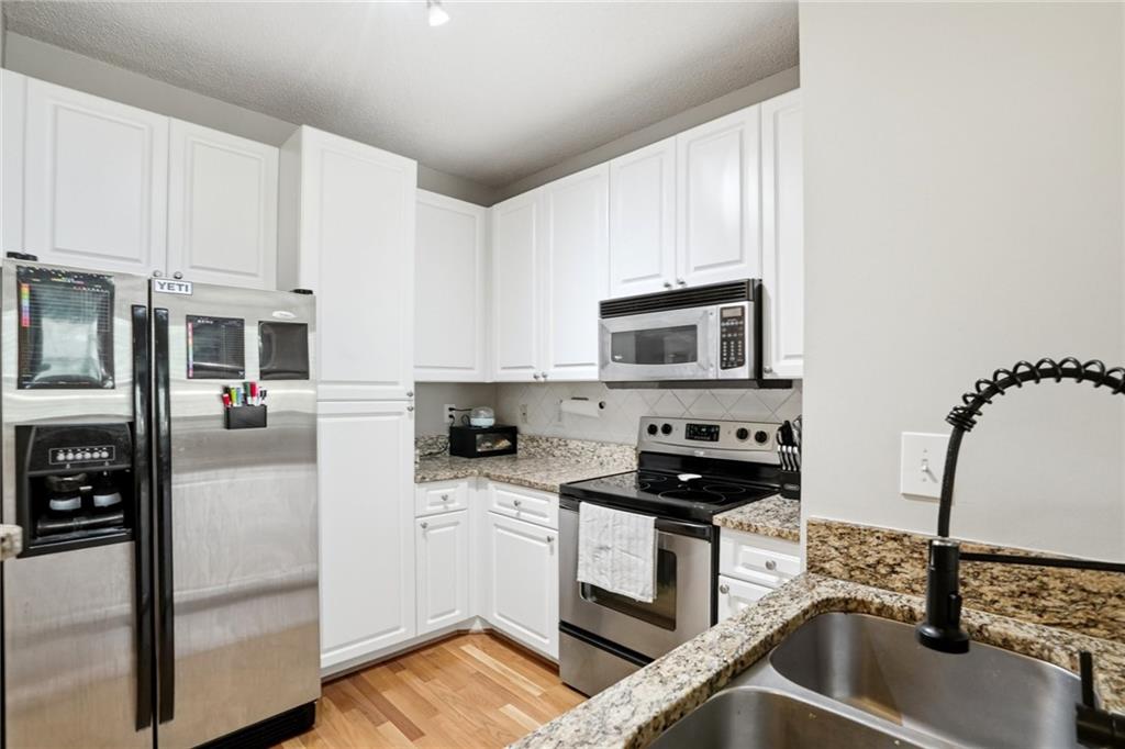 10 Perimeter Summit Boulevard NE 1204