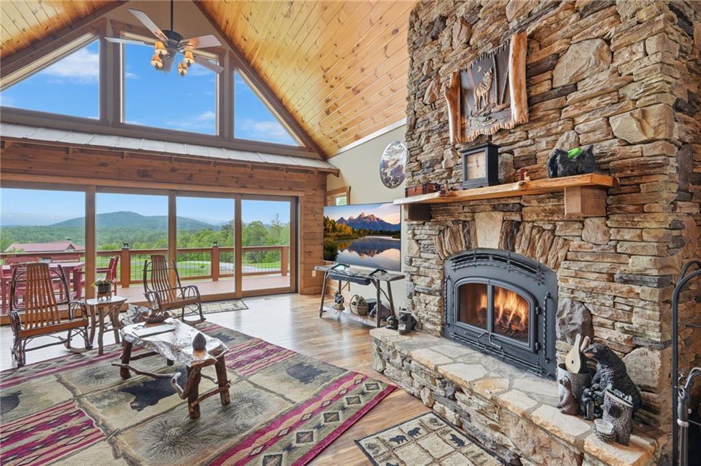 89 Old Steele Hollow