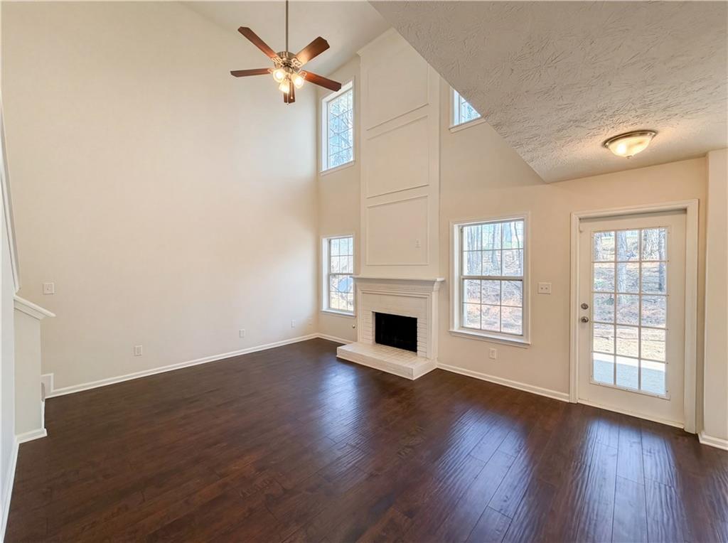 240 Kensington Trace