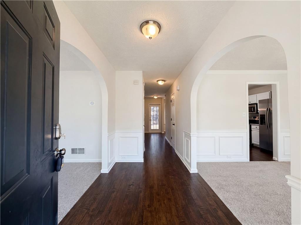 240 Kensington Trace