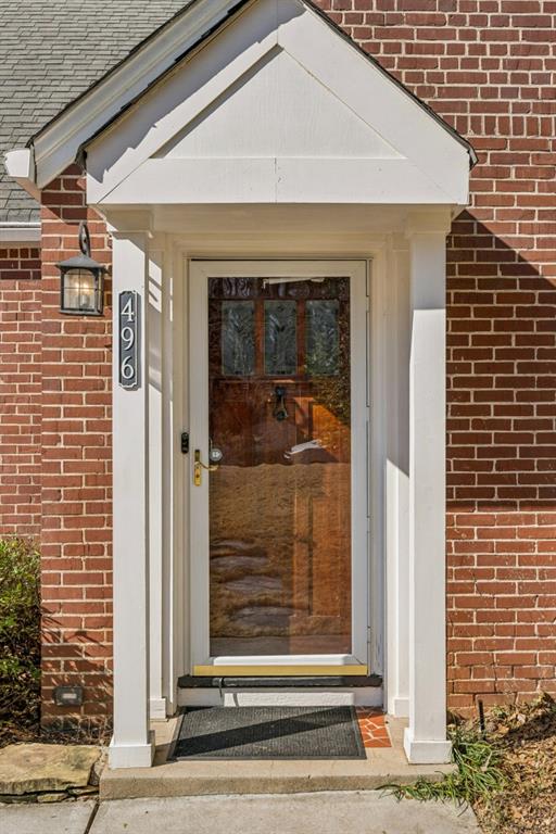 496 Princeton Way NE