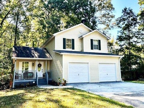 2306 KEMP Drive Lawrenceville GA 30044