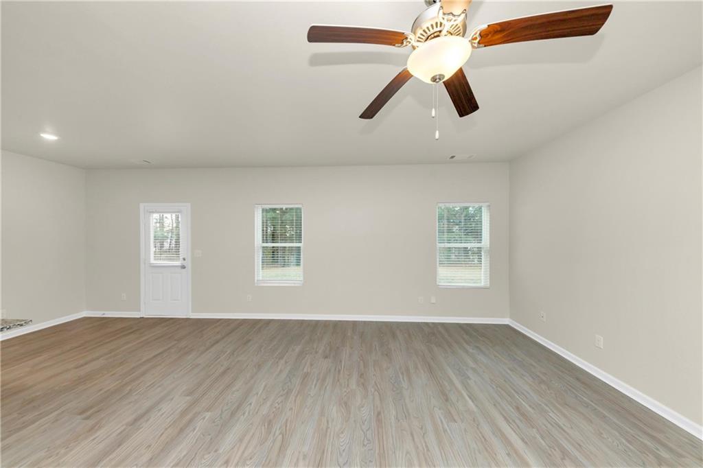 527 Firethorn Court