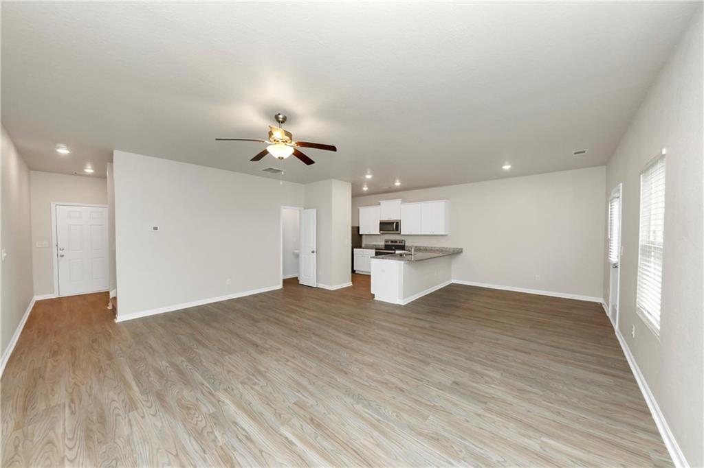 527 Firethorn Court