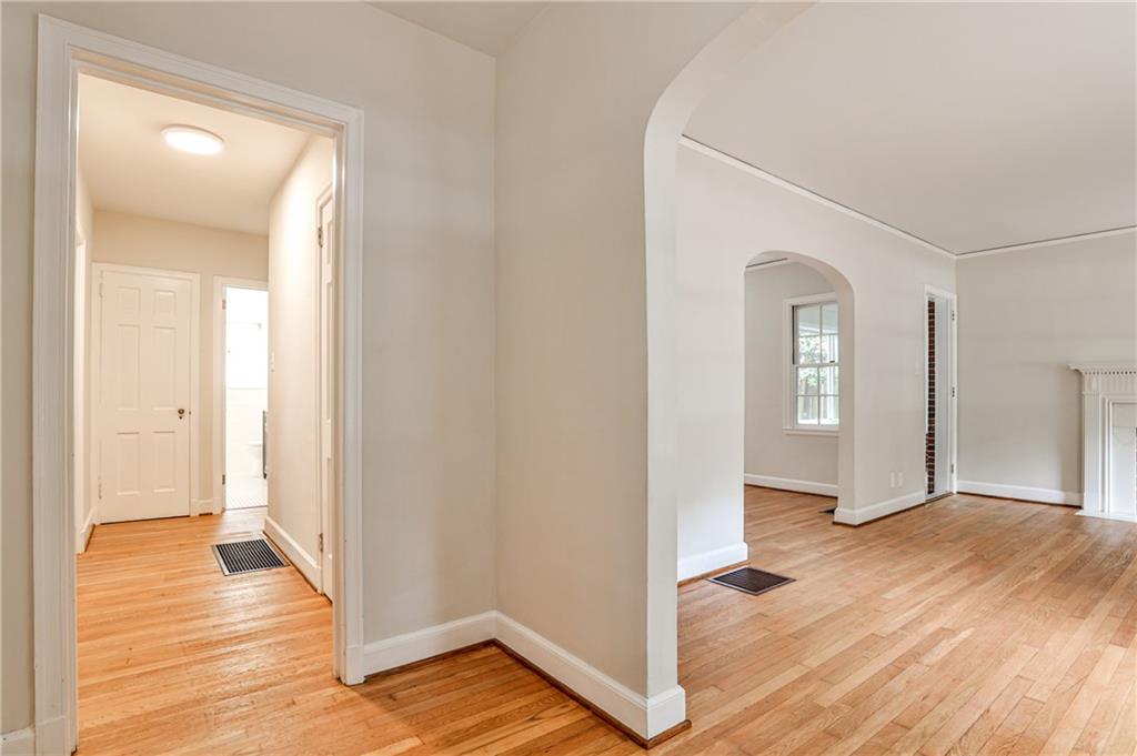 1986 N Decatur Road NE