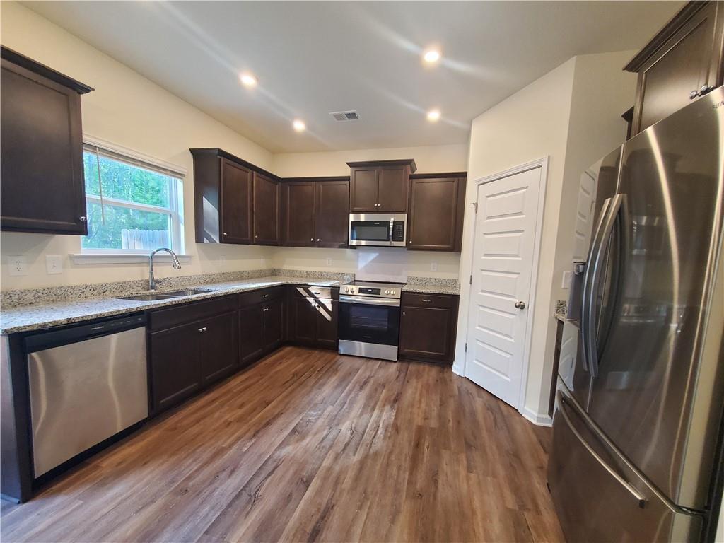 151 Sawgrass Drive, Ball Ground, Georgia image 3