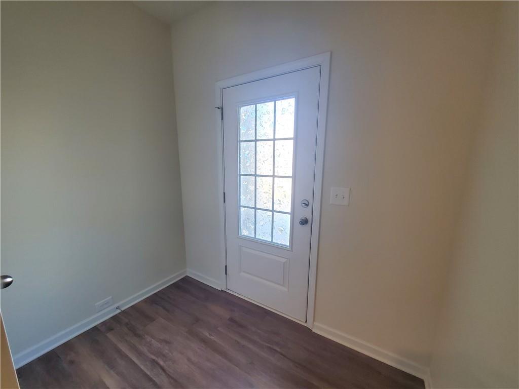 151 Sawgrass Drive, Ball Ground, Georgia image 4