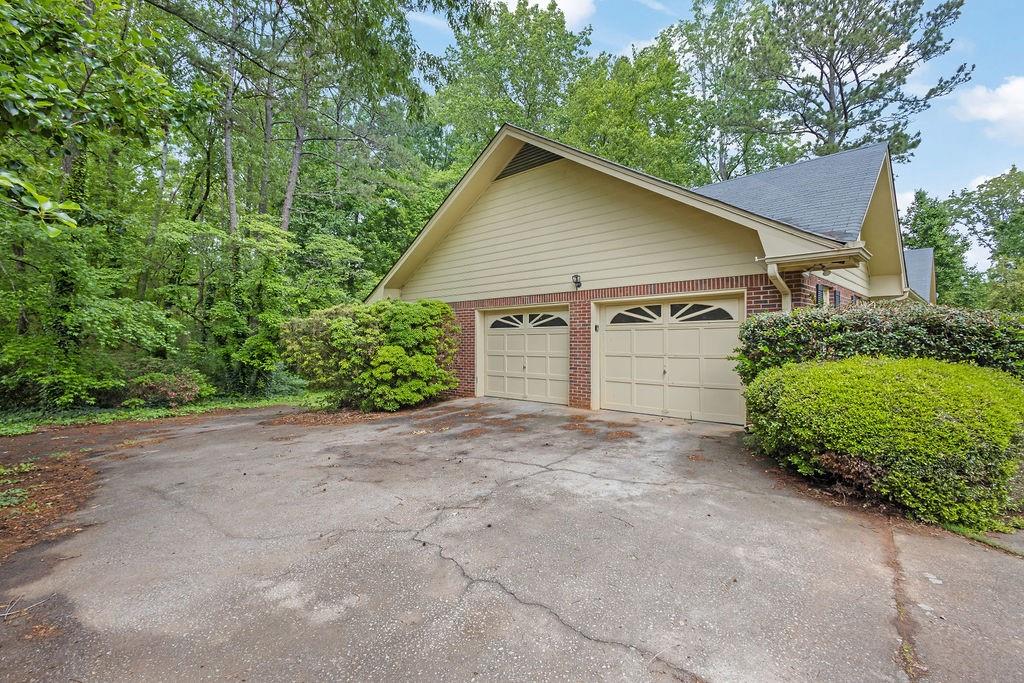 5309 Ashley Drive, Conyers, Georgia image 32