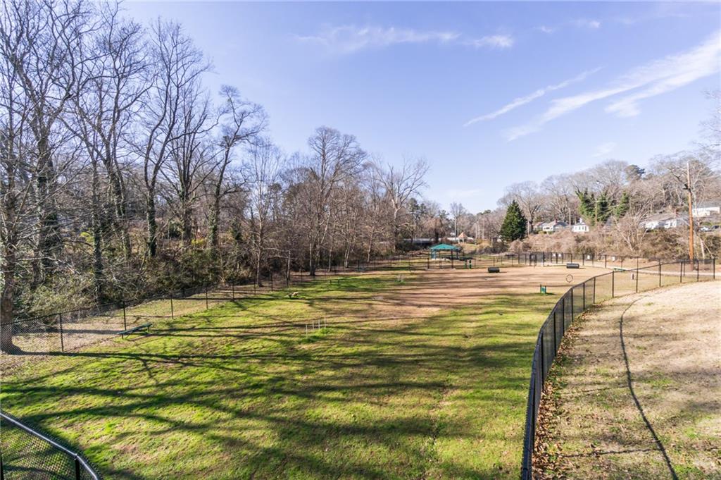 2569 Woodhill Lane, Atlanta, Georgia image 31