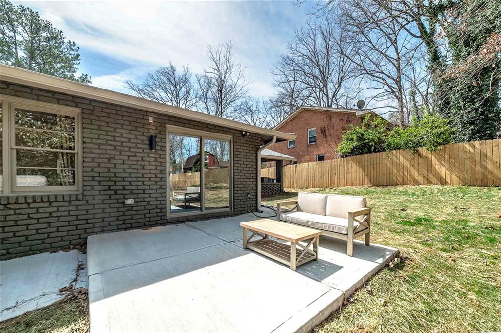 2569 Woodhill Lane, Atlanta, Georgia image 29