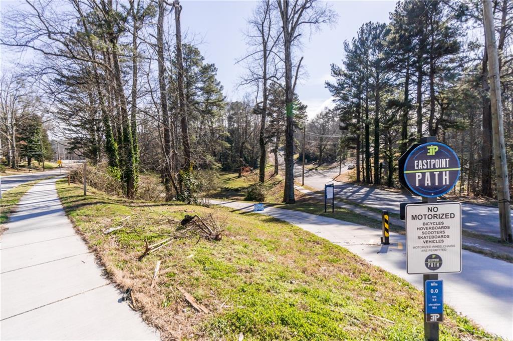 2569 Woodhill Lane, Atlanta, Georgia image 26