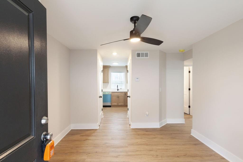 396 Linden Avenue NE 102
