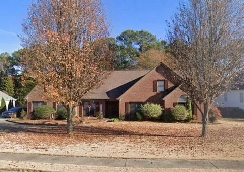 A home in Dacula