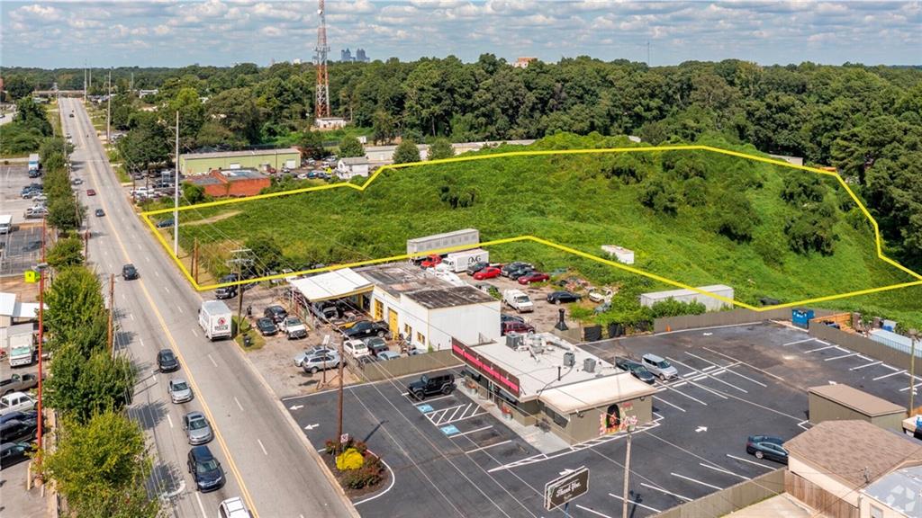 Introducing a prime industrial opportunity in Atlanta: a 4.7-acre vacant land site boasting 300 feet of frontage and quick access to major interstates and the world's busiest airport. Price is per acre. Perfect for outdoor storage or businesses requiring ample space, this site offers unparalleled convenience and visibility in Atlanta's bustling commercial hub. Don't miss out on this ideal location for your industrial venture.