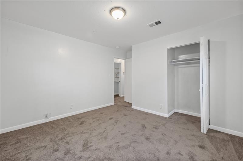 Leeward Walk - Residential Lease