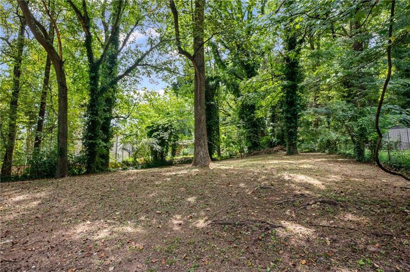 Leeward Walk - Residential Lease