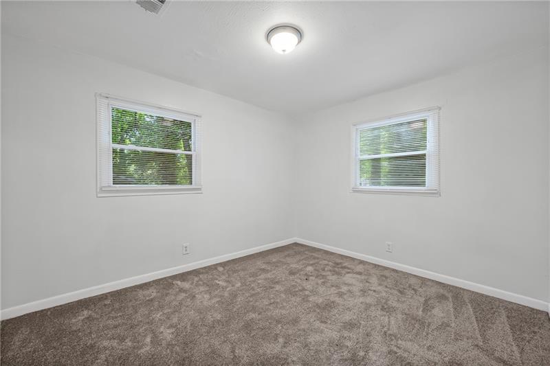 Leeward Walk - Residential Lease