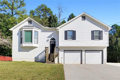 Homes For Sale - 89 Indian Trail Drive<br/> Powder Springs, GA 30127