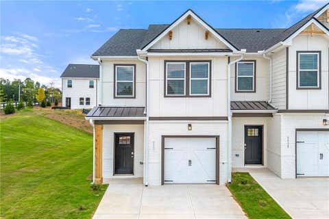 Townhouse For Sale - 5308 Magnolia Grove Way Way<br/> Gainesville, GA 30504