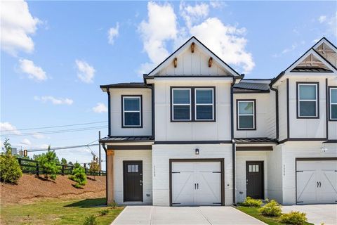 Townhouse For Sale - 5308 Magnolia Grove Way<br/> Gainesville, GA 30504