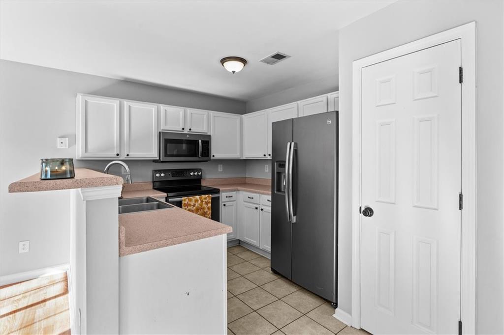 108 Avalon Drive, Calhoun, Georgia image 9