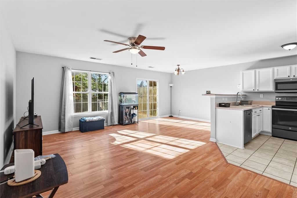 108 Avalon Drive, Calhoun, Georgia image 4