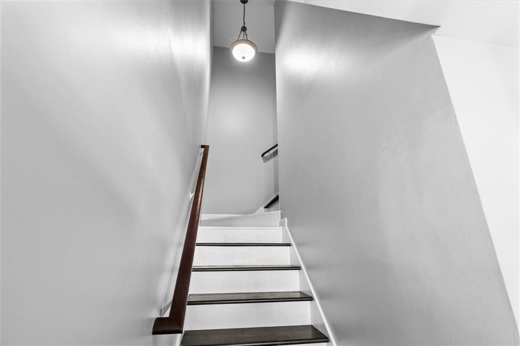 108 Avalon Drive, Calhoun, Georgia image 17