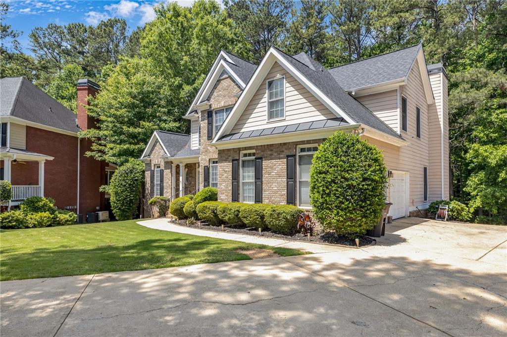 4716 Fountainwood Drive
