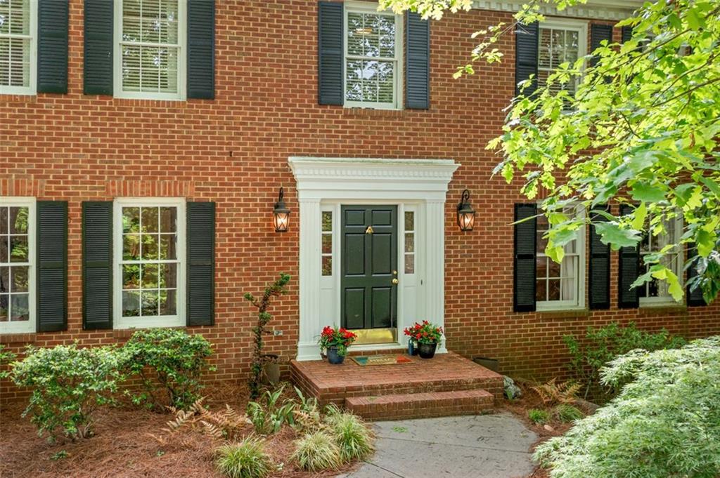 2144 Lamplight Drive