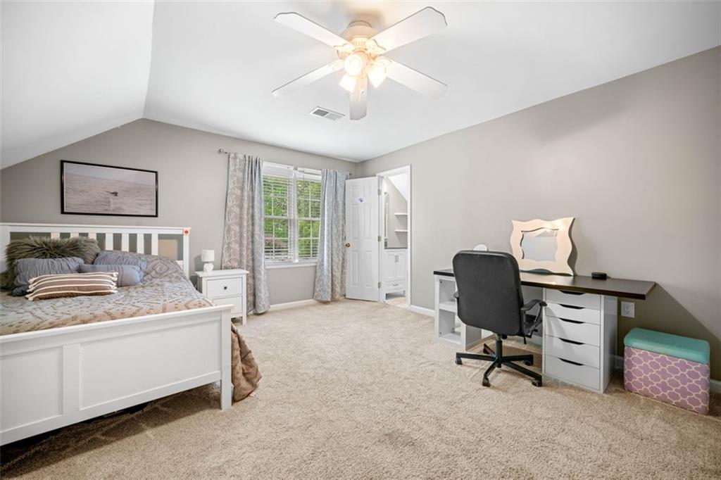 2144 Lamplight Drive, Marietta, Georgia image 33