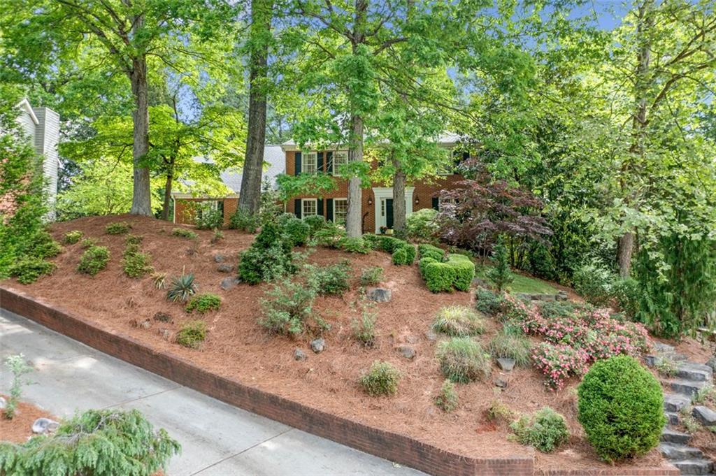 2144 Lamplight Drive, Marietta, Georgia image 50