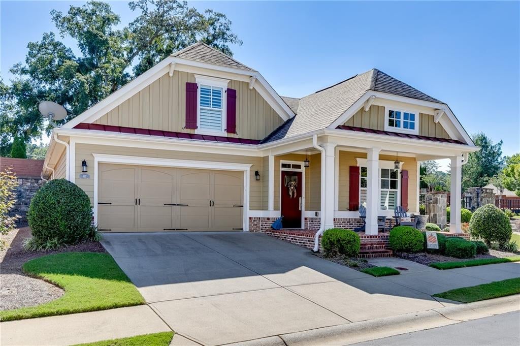 112 Heron Crossing