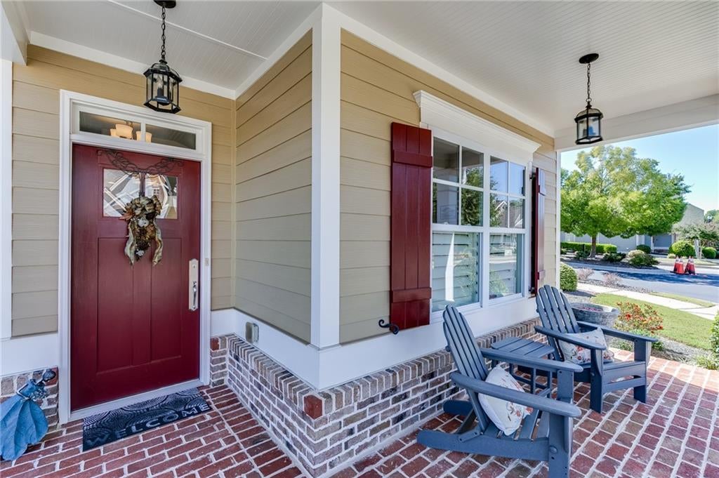 112 Heron Crossing
