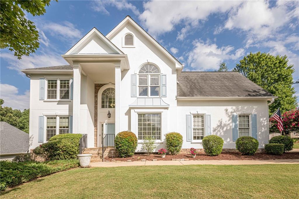 NORTHERN OAKS - Residential