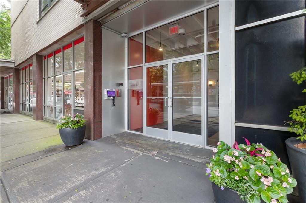 878 Peachtree Street NE 704