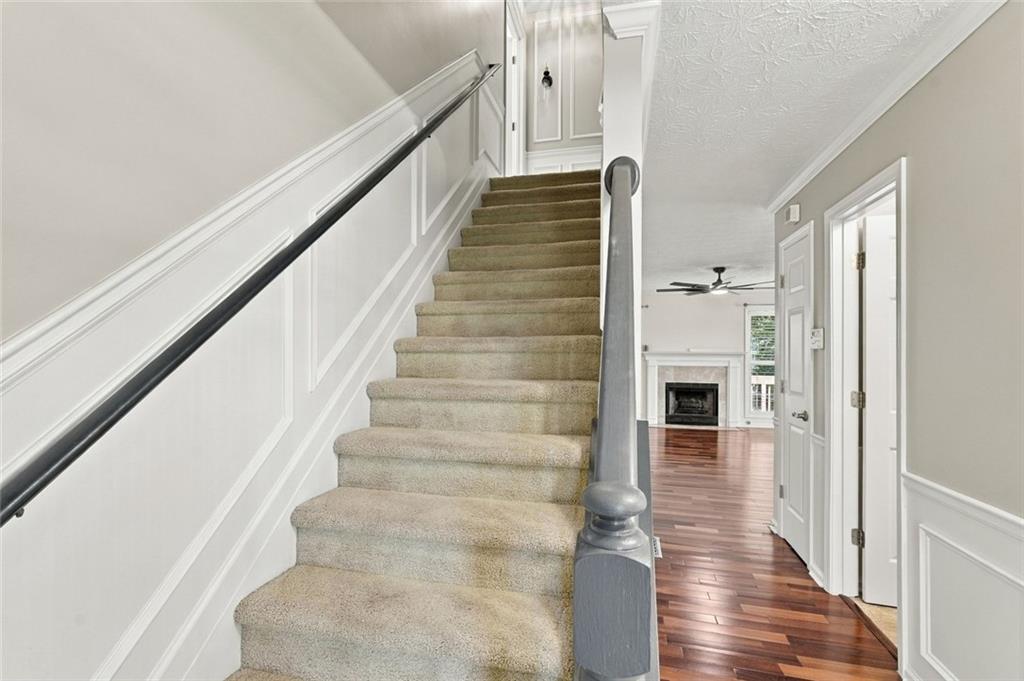 2121 Little River Drive