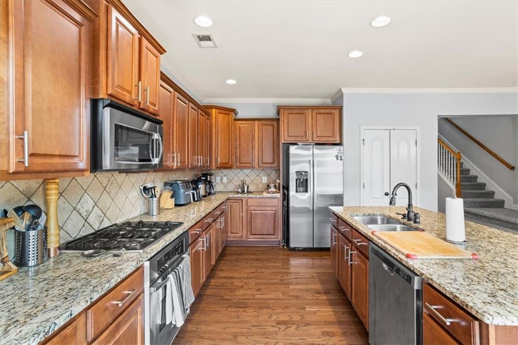 3313 Twinrose Place