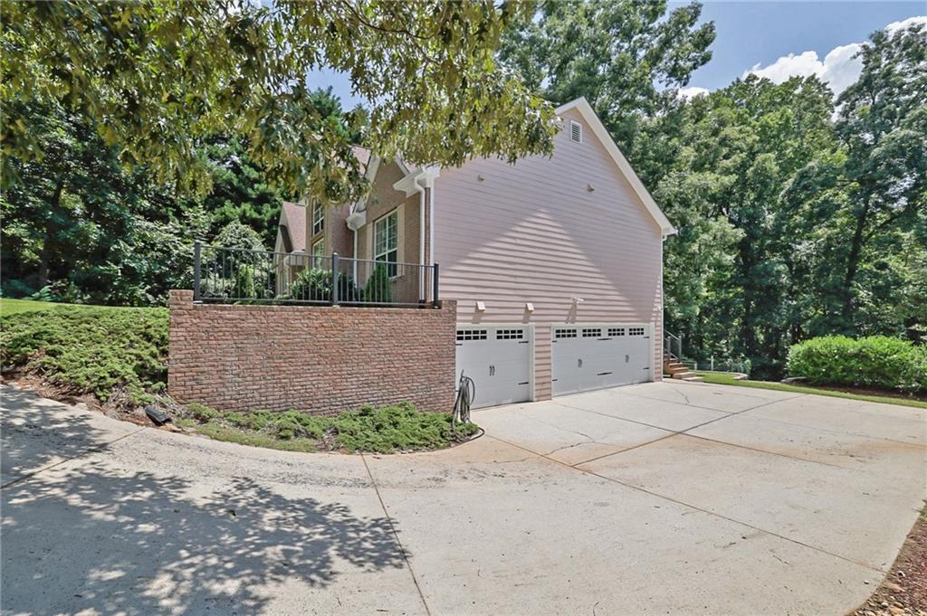 3121 Wildwood Road