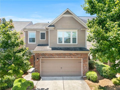 Homes For Sale - 4950 Breezewood Circle<br/> Forsyth County, Alpharetta, GA 30004