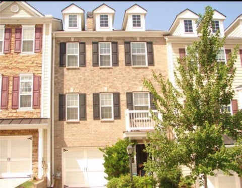 Townhouse For Sale - 3980 Church View Lane<br/> Suwanee, GA 30024