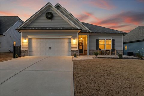 Homes For Sale - 182 Timber Ridge<br/> Dawsonville, GA 30534