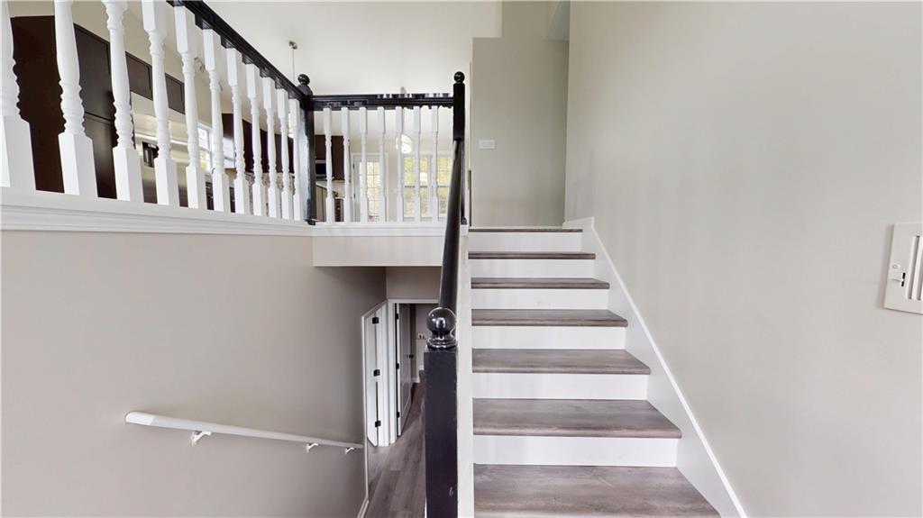 6995 Pine Shadow Way