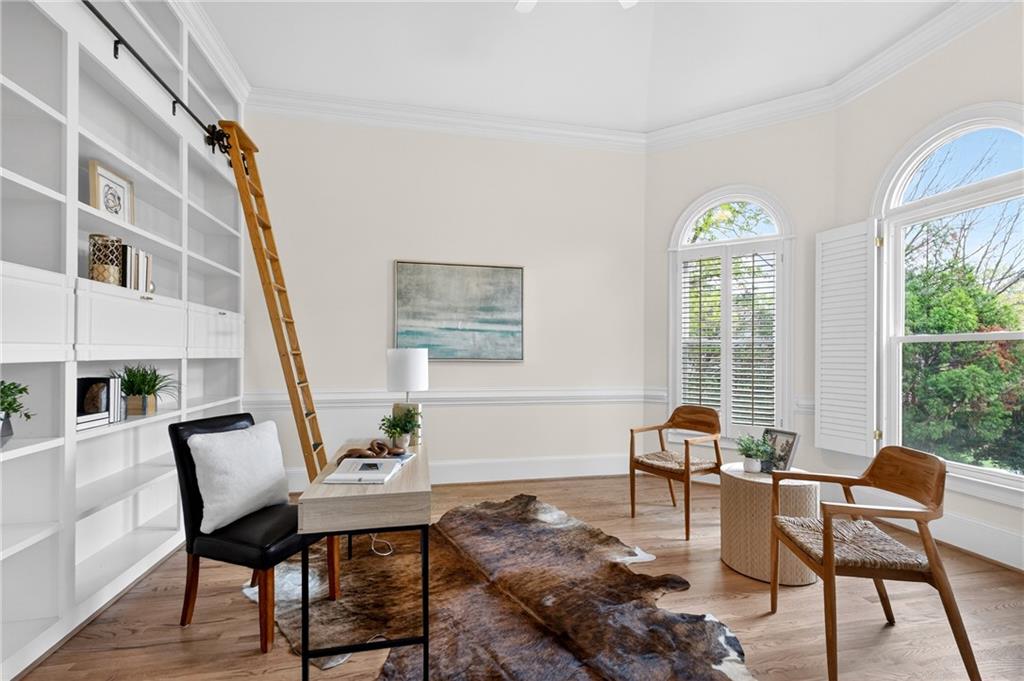 10640 N Edgewater Place