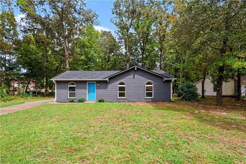 Homes For Sale - 6010 Fieldcrest Drive<br/> Morrow, GA 30260