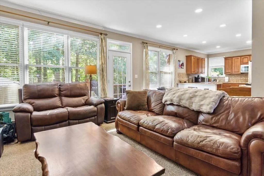 Woodstock, Georgia 30189, United States, 5 Bedrooms Bedrooms, ,4 BathroomsBathrooms,Residential,Active,168226