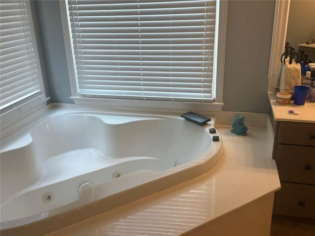 Woodstock, Georgia 30189, United States, 5 Bedrooms Bedrooms, ,4 BathroomsBathrooms,Residential,Active,168226