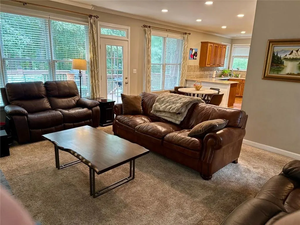 Woodstock, Georgia 30189, United States, 5 Bedrooms Bedrooms, ,4 BathroomsBathrooms,Residential,Active,168226