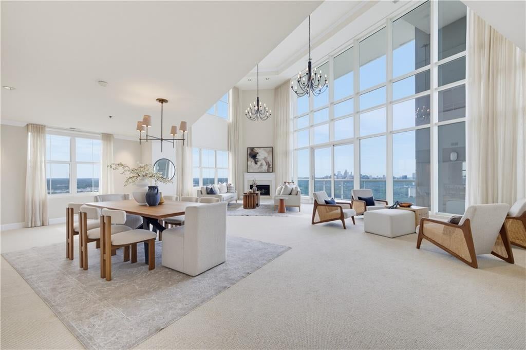 2881 Peachtree Road NE 2603