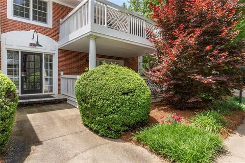 Photo of 885 Briarcliff Road NE #D1, Atlanta, GA 30306 (MLS # 7762174)