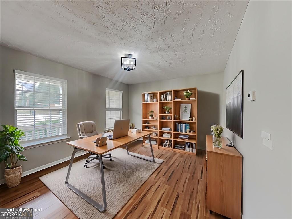 825 Roxfield Court